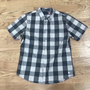Men’s Short Sleeve Button Down